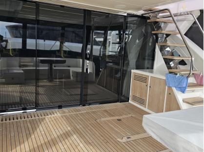 Aft Cockpit