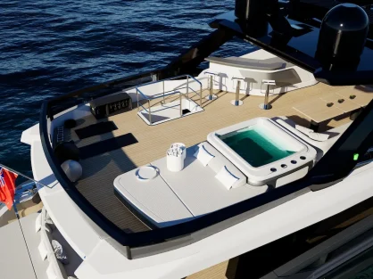 Pearl 100 Hybrid - Exterior Flybridge Jacuzzi-and Gym