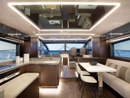 Pearl 62 - Luxury interior